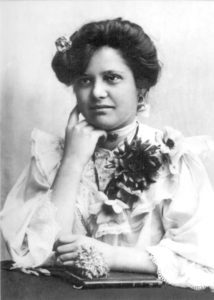 1906 - Barbora Rezlerova
