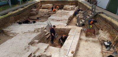 Археологи работают в Кремле