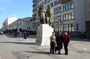 2015-09-18 - Камергерский проезд и памятник К.Станиславскому и А.Немировичу